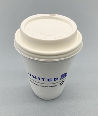 Image: disposable cup with lid: United Airlines