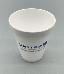 Image: disposable cup: United Airlines