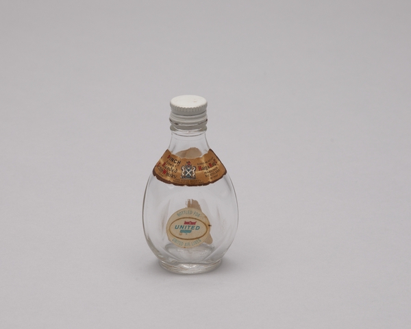 Miniature liquor bottle: United Air Lines, Pinch Finest Blended Scotch Whisky