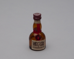 Image: miniature liquor bottle: Japan Air Lines, Gran Marnier
