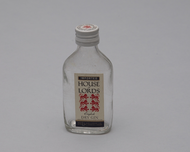 Image: miniature liquor bottle: Pan American World Airways, House of Lord’s Dry Gin