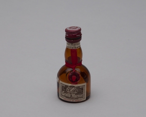 Image: miniature liquor bottle: Japan Air Lines, Gran Marnier