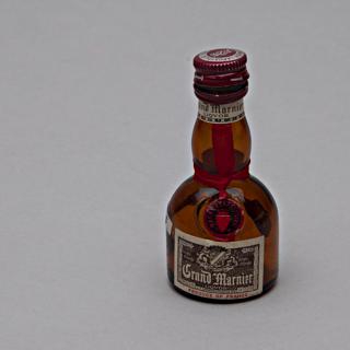 Image #1: miniature liquor bottle: Japan Air Lines, Gran Marnier
