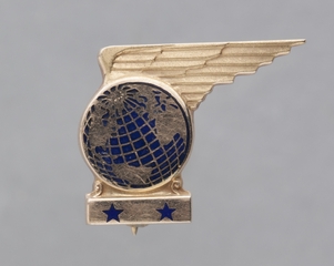 Image: service pin: Pan American World Airways, 10 years