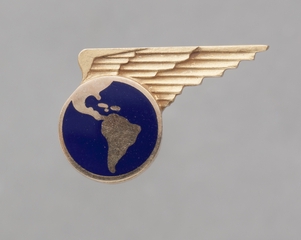 Image: service pin: Pan American Airways, 3-5 years