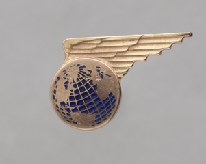 Image: service pin: Pan American World Airways, 3-5 years