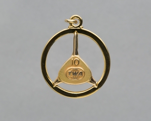 Image: service pendant: TWA (Trans World Airlines), 10 years