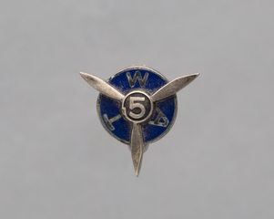 Image: service pin: TWA (Transcontinental & Western Air), 5 years