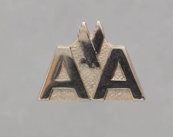 Service pin: American Airlines, 5 years