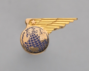 Image: service pin: Pan American World Airways, 5 years