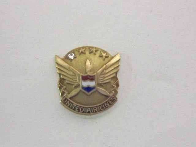 Service pin: United Air Lines, 10 year