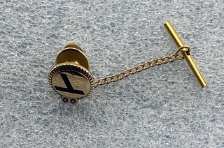Image: service pin/tie tack: Eastern Air Lines, 10 years