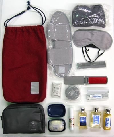 Objects | amenity kit: British Airways, First class | SFO Museum