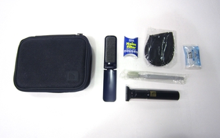 Image: amenity kit: Continental Airlines