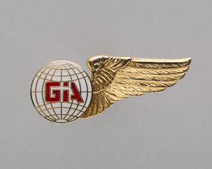 Image: flight attendant wing: Global International Airways (GIA)