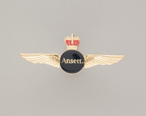 Image: flight officer wings: Ansett Australia
