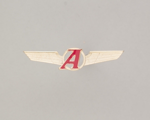 Image: flight officer wings: Arrow Airways