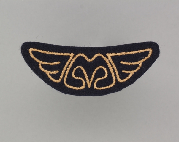Flight officer wings: Malev Hungarian Airlines