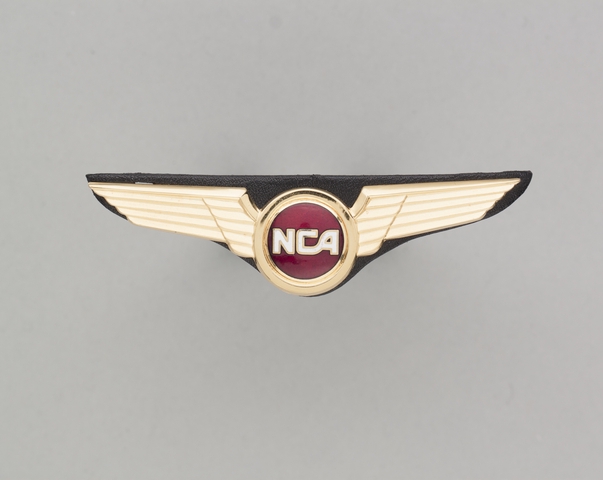 Flight officer wings: Nippon Cargo Airlines