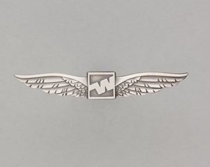 Image: flight officer wings: Western Airlines