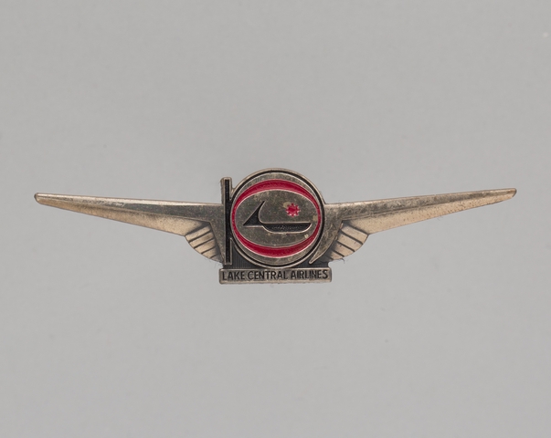 Flight officer wings: Lake Central Airlines
