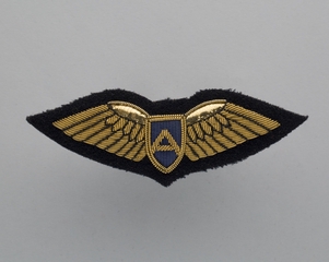 Image: flight officer wings: Autair International Airways