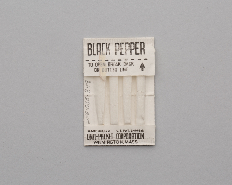 Image: pepper packet: United Air Lines