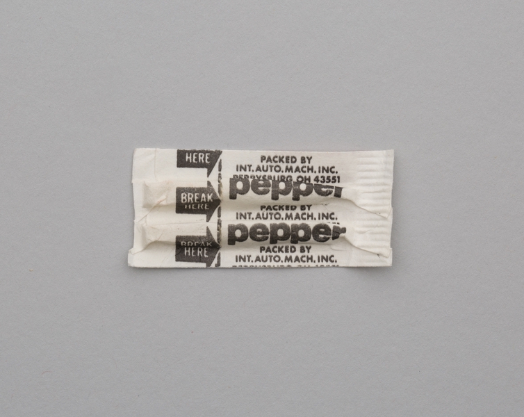 Image: pepper packet: American Airlines