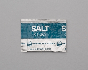 Image: salt packet: Japan Air Lines