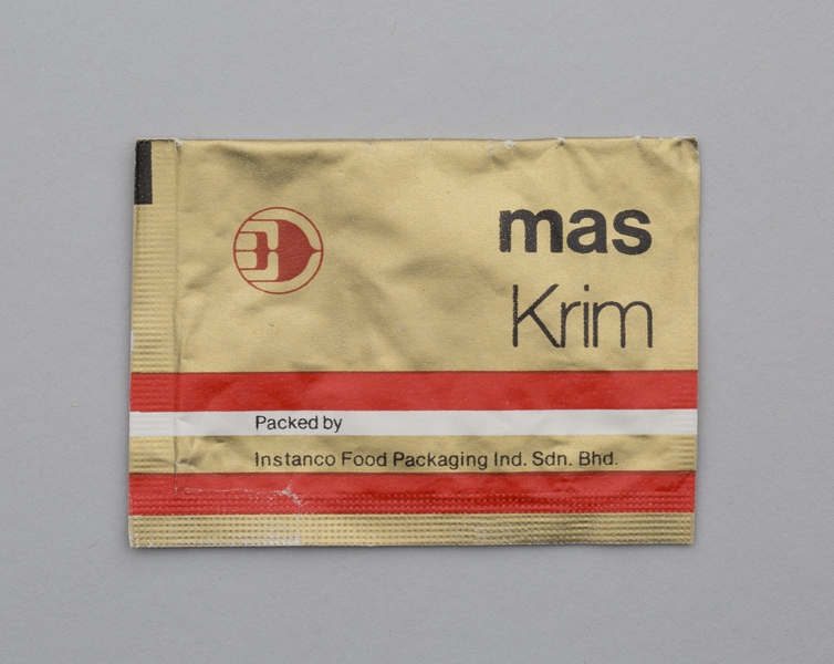 Image: creamer packet: Malaysian Airline System (MAS)