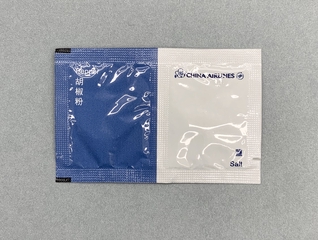 Image: salt and pepper packets: China Airlines