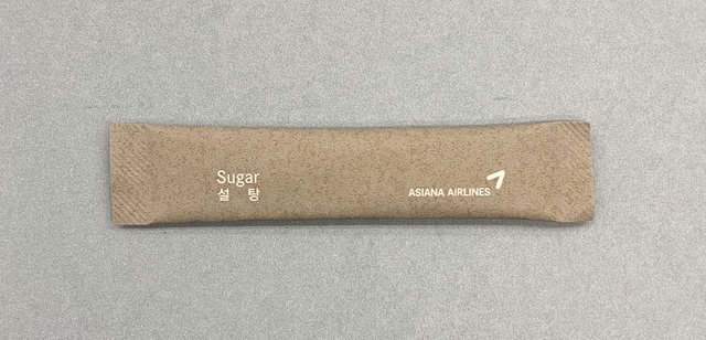 Sugar packet: Asiana Airlines