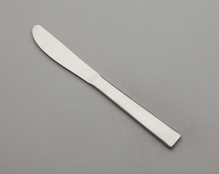 Image: knife: Delta Air Lines