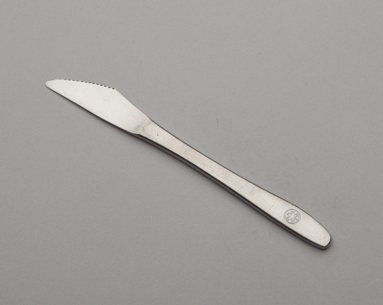 Image: knife: Air Canada