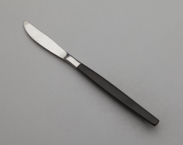 Knife: Braniff International