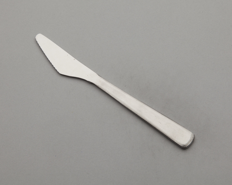 Image: knife: Northwest Airlines