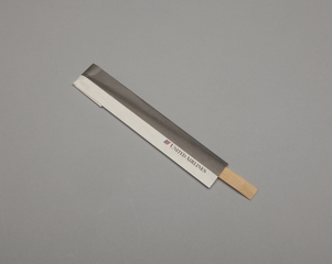 Image: chopsticks with sleeve: United Air Lines
