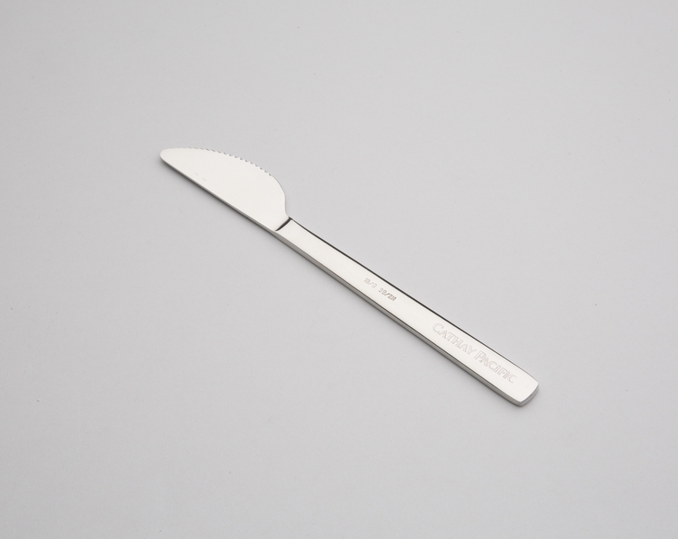 Image: knife: Cathay Pacific Airways