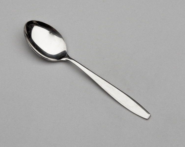 Image: demitasse spoon: Qantas Airways