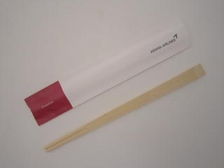 Image: chopsticks with sleeve: Asiana Airline
