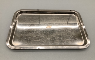 Image: serving tray: United Airlines