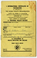 Image: vaccination certificate: World Health Organization, Sandra L. Herrmann