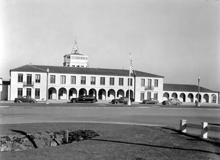 Image: photograph: San Francisco Airport, Administration Building