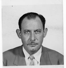 Image: photograph: Clyde J. Smith, identification photo
