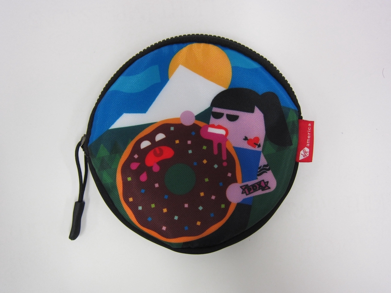 Image: amenity kit: Virgin America, first class, Portland