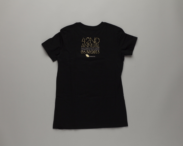 Image: employee t-shirt: Virgin America