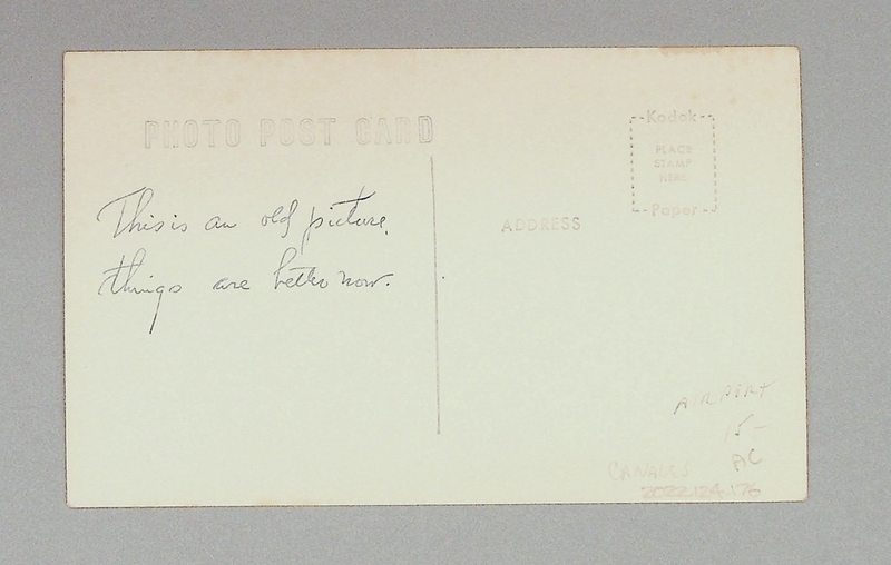 Image: postcard: Pan American Airways, Wake Island, passengers’ quarters