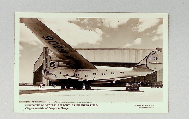 Postcard: Pan American Airways, Boeing 314 American Clipper, New York Municipal Airport - La Guardia Field