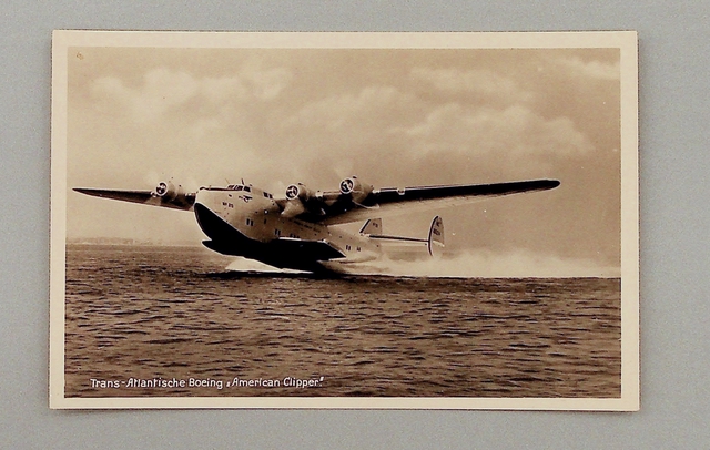 Postcard: Pan American Airways, Boeing 314 Atlantic Clipper