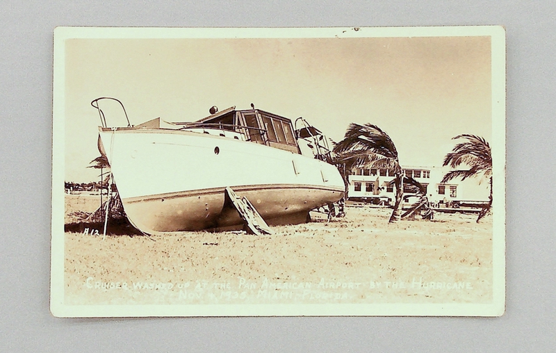 Image: postcard: Pan American Airways, Pan American Airport